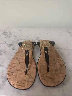 Michael Kors - Jelly Thong Sandals - Size 8